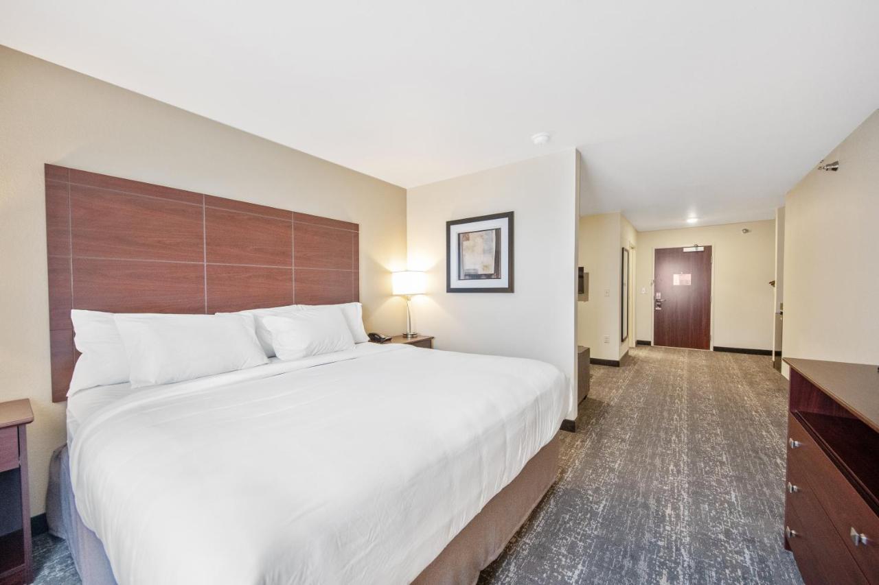 Cobblestone & - Hotel 3*