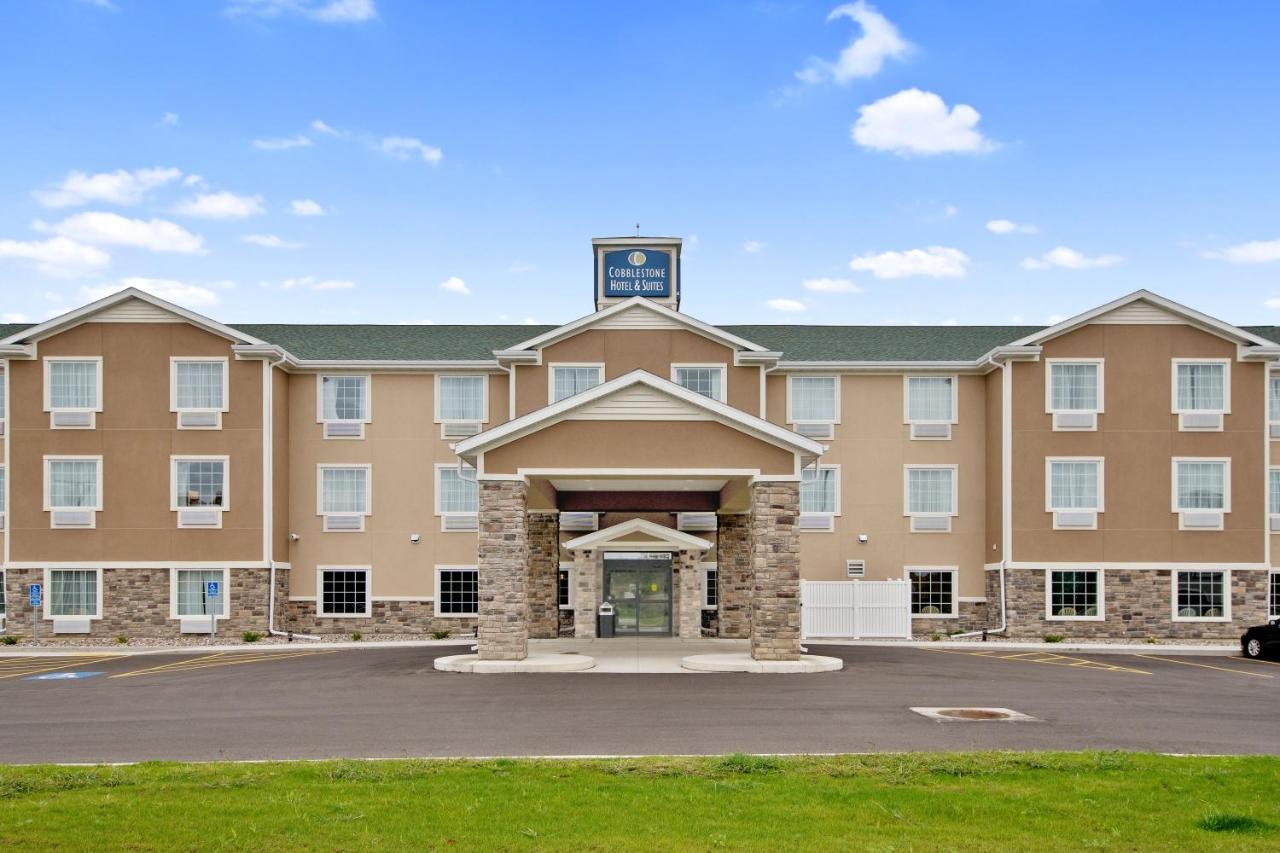 Cobblestone & - Hotel