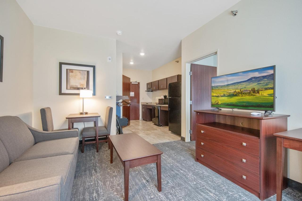 Cobblestone & - Hotel